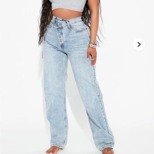 Fashion Nova Classic Light Blue Women's Crossover Jeans